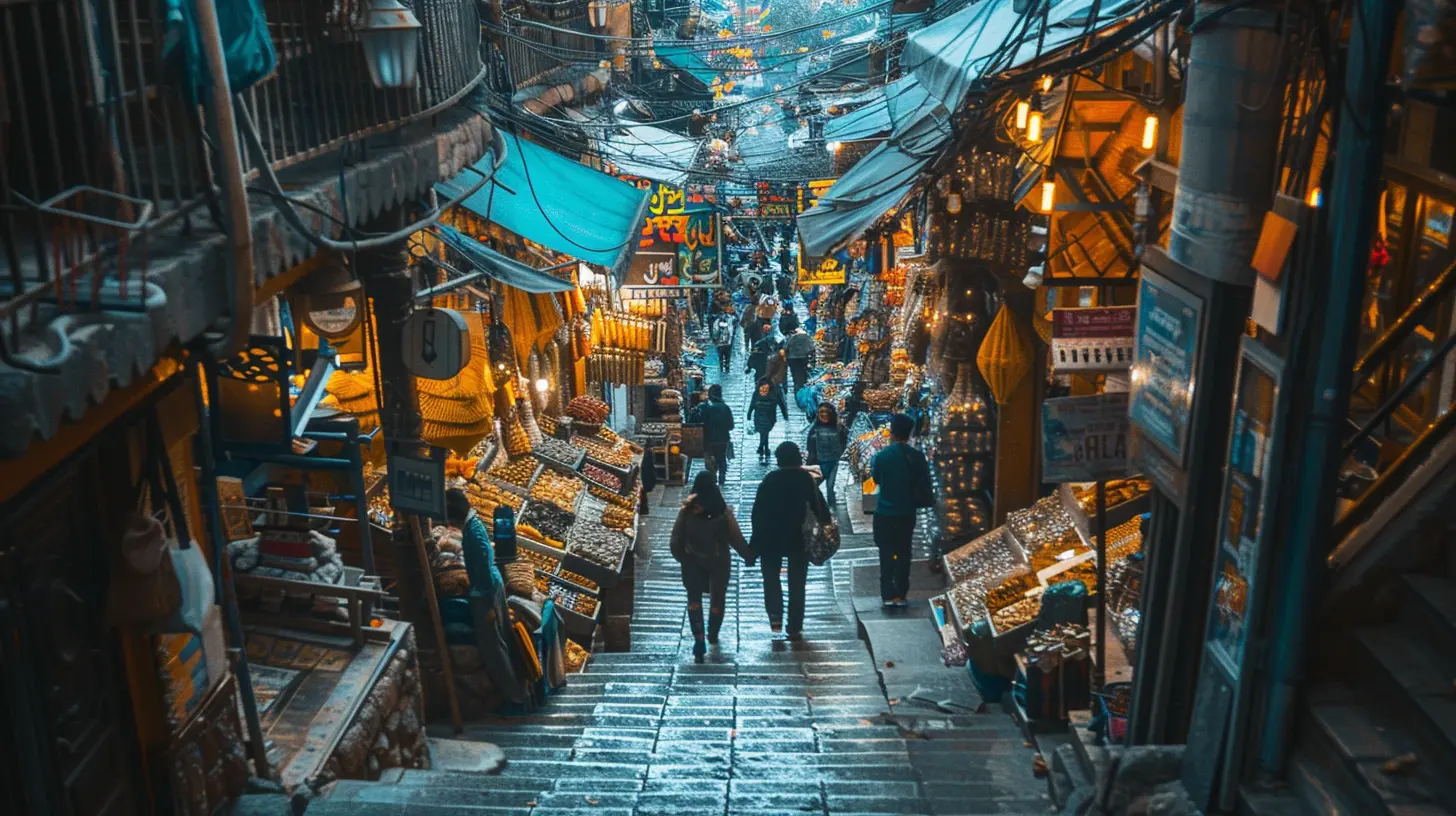 How to Capture Vibrant Markets and Bustling Streets While Traveling