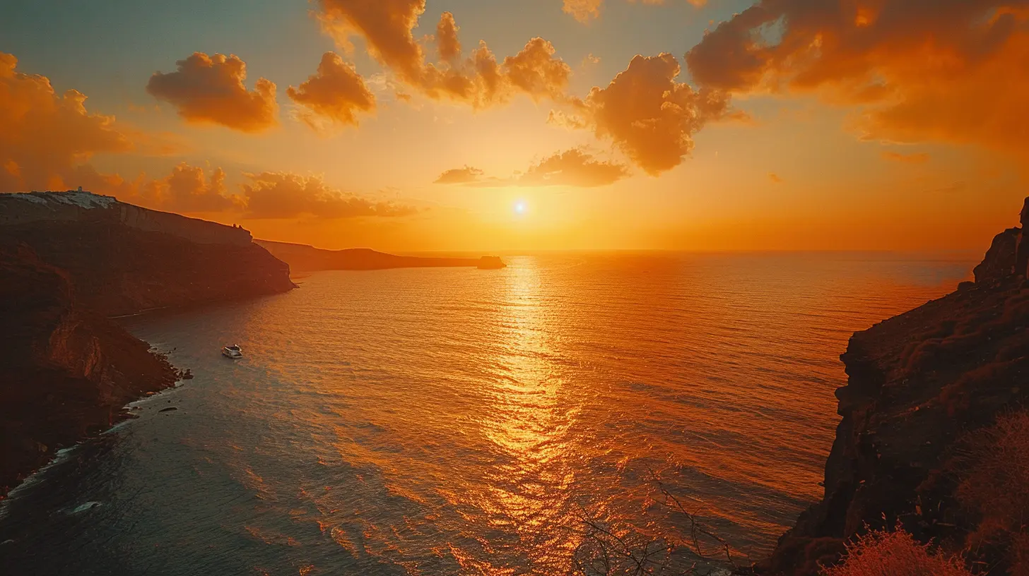The Best Weather for a Santorini Getaway