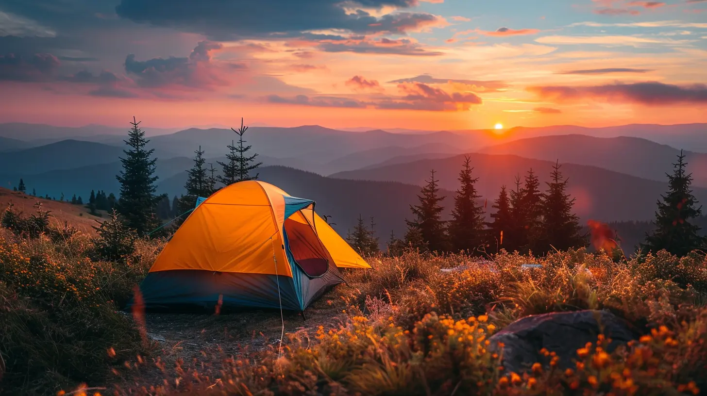 Weekend Glamping: Comfort Meets Adventure in the Great Outdoors