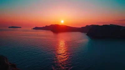 The Best Weather for a Santorini Getaway